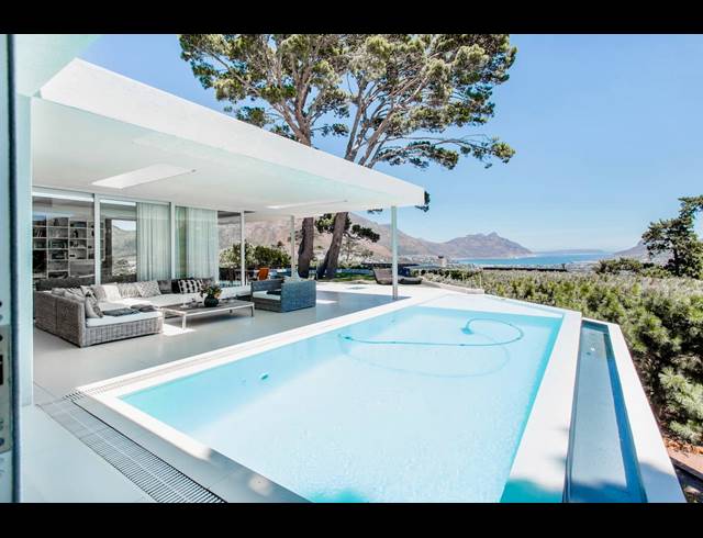 6 BEDROOM HOUSE TO LET IN RUYTEPLAATS